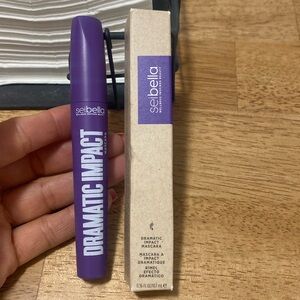 Sei Bella Dramatic Impact Mascara: Black